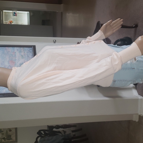 1950's vintage Ban Lon pink perforated neckline button up ribbed hems - Picture 7 of 9